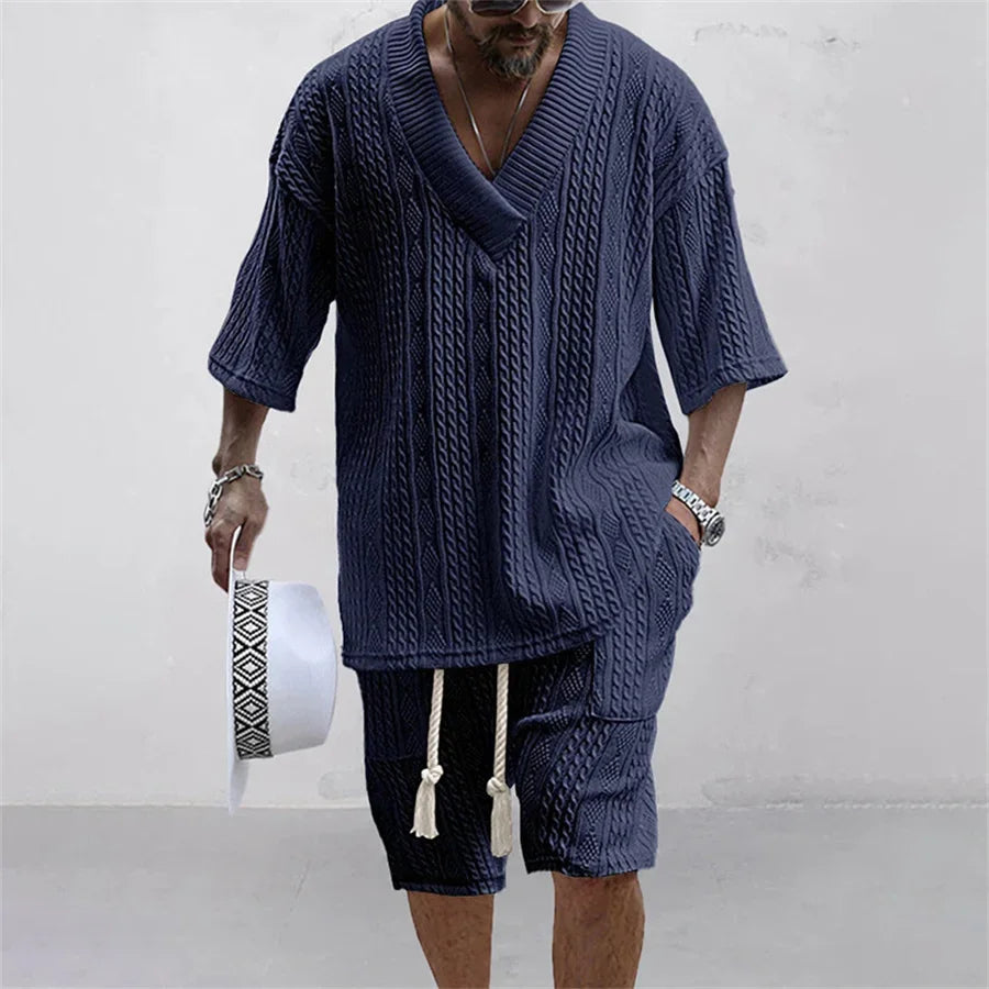 Short T and Short Streetwear Outfits - Unisex Vogue